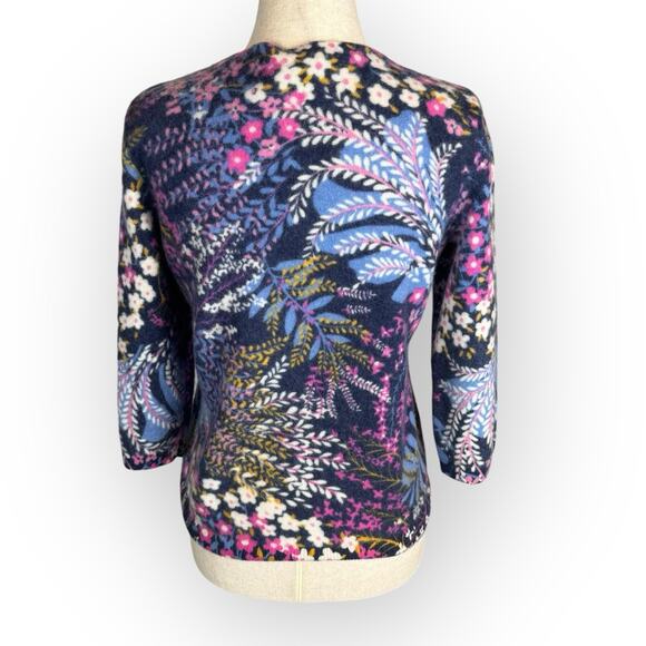 Talbots Cashmere Floral Sweater Size Large (Runs Small) - Picture 4 of 6